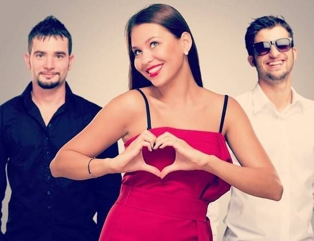 Stay here with&nbsp;me